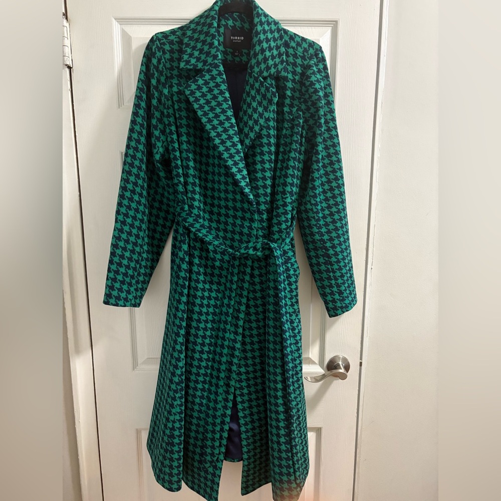 Torrid Green and Black Houndstooth Coat Size 1